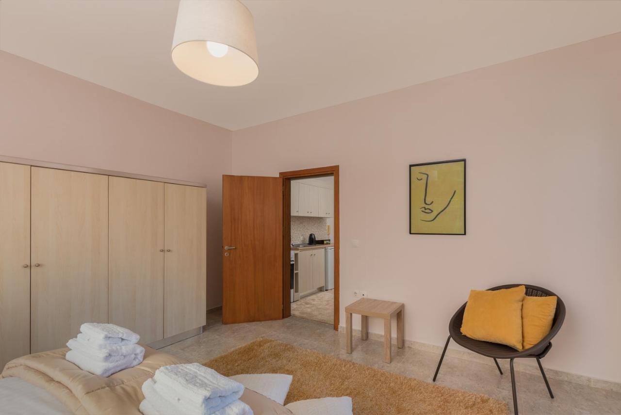 Bon Bonheur Apartments Rhodes City Buitenkant foto